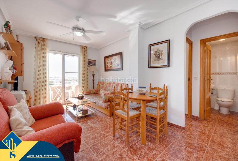 Foto b05ff68a-6475-4d57-8d92-2e828686bf2e. Piccolo appartamento con riscaldamento piscina in Torrevieja