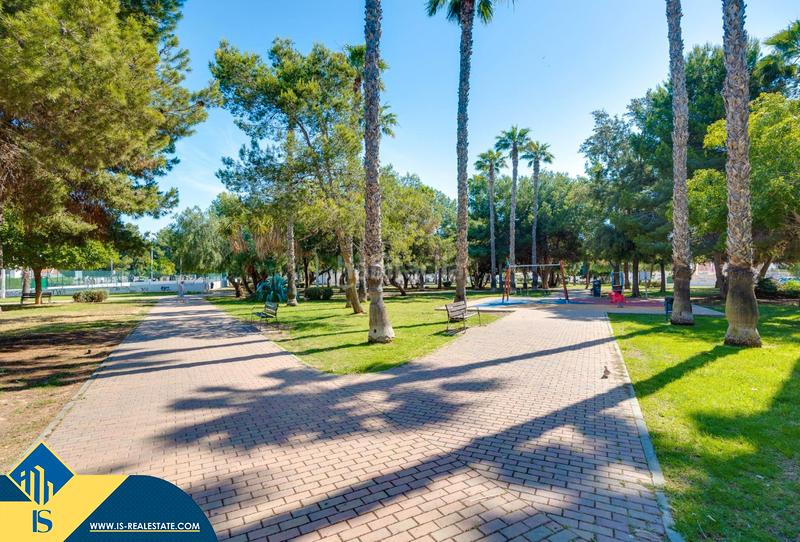 Foto d9c6cd57-bea7-4849-8052-6b7ba5e9ea16. Piccolo appartamento con riscaldamento piscina in Torrevieja