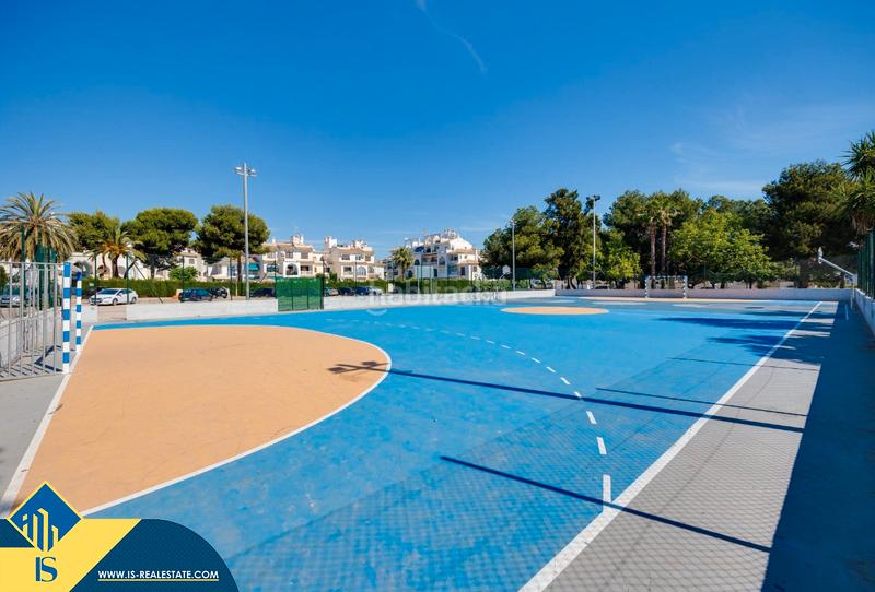 Foto e7d411c1-ebd7-4646-8eba-f4eb0cd8d6f8. Piccolo appartamento con riscaldamento piscina in Torrevieja