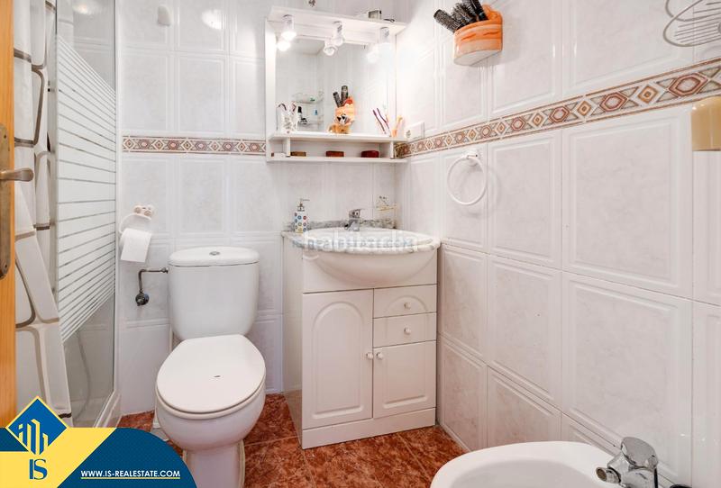 Foto fd66bd7c-cb3e-4ecc-a883-db60e7849db6. Piccolo appartamento con riscaldamento piscina in Torrevieja