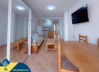 Apartamento en El Molino. Apartamento con terraza, en la provincia de alicante, en la ciud