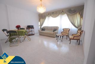 Apartamento en Las Piscinas Naturales. Apartamento con terraza, en la provincia de alicante, en la ciud