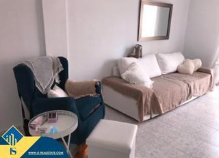Appartement à Zona Playa de los Locos. Apartamento con terraza, en la provincia de alicante, en la ciud