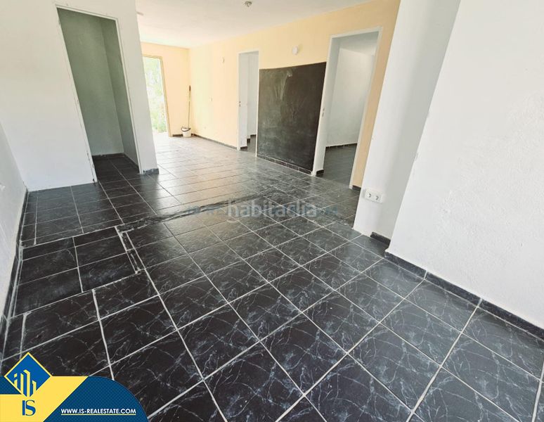 Foto ca8e0f05-adf0-42f9-b944-f683ec0b4a7e. Chalet mit parking in Playa de los Náufragos Torrevieja