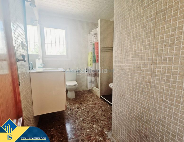 Foto e01056c8-ffb2-49f5-ab54-1d781f825945. Chalet mit parking in Playa de los Náufragos Torrevieja