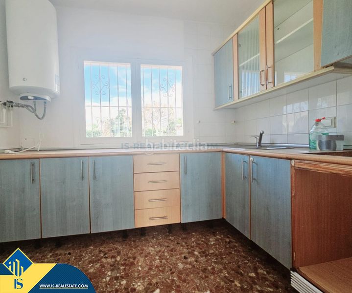 Foto ed214dae-6364-43b7-b878-a4997176373c. Chalet mit parking in Playa de los Náufragos Torrevieja