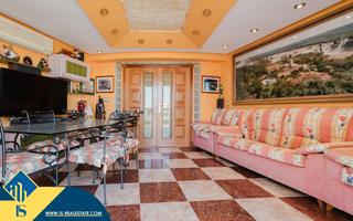 Apartament a El Acequión. Apartamento con terraza, en la provincia de alicante, en la ciud