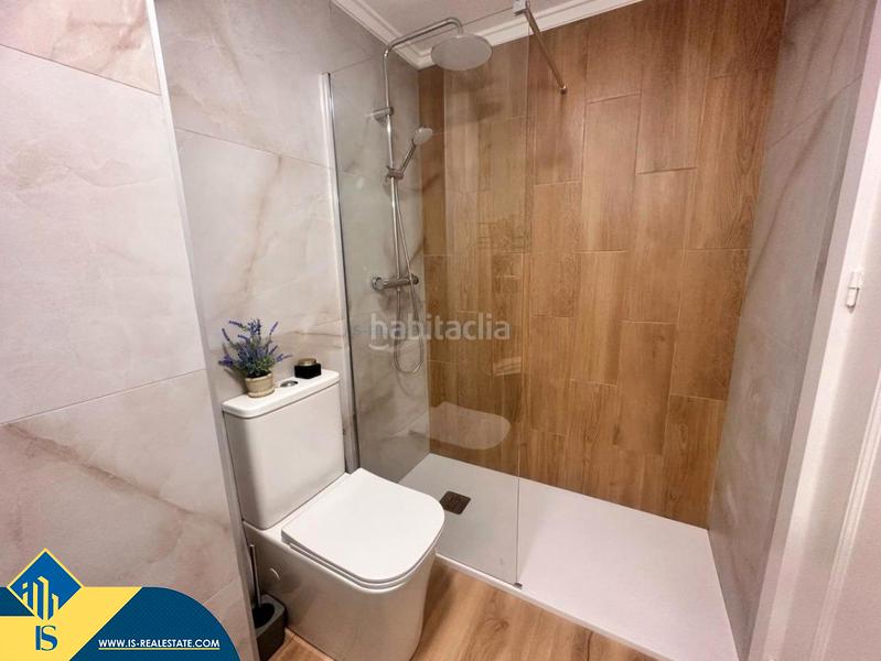 Foto 197e7b0a-b684-4541-9d6c-d07ed72bab94. Àtic amb calefacció piscina a Avenida Habaneras - Curva de Palangre Torrevieja