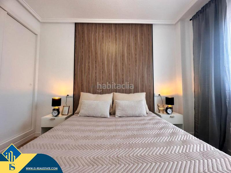 Foto 1ca8b120-f08a-447b-838a-f33619fea2e8. Àtic amb calefacció piscina a Avenida Habaneras - Curva de Palangre Torrevieja