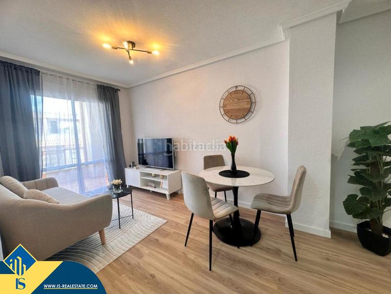 Foto bc7ad27b-de3b-43ba-bf58-f856f1161a45. Àtic amb calefacció piscina a Avenida Habaneras - Curva de Palangre Torrevieja