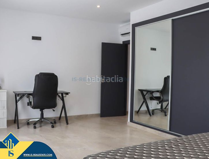 Foto d65cfc78-b507-4a86-8a36-057ef123ae17. Xalet amb aparcament piscina a Centro Rojales