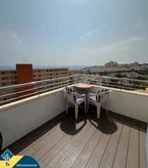 Penthouse in Torreblanca. Ático dúplex con piscina comunitaria, en la provincia de alicant