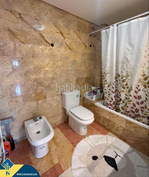 Foto 45e1a2f9-e3e5-473b-993e-7035f06a8994. Àtic amb aparcament piscina a Torreblanca Torrevieja