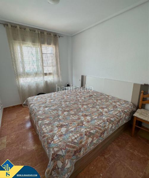 Foto 84790be9-8603-4897-a434-7e9a4eea35d8. Àtic amb aparcament piscina a Torreblanca Torrevieja