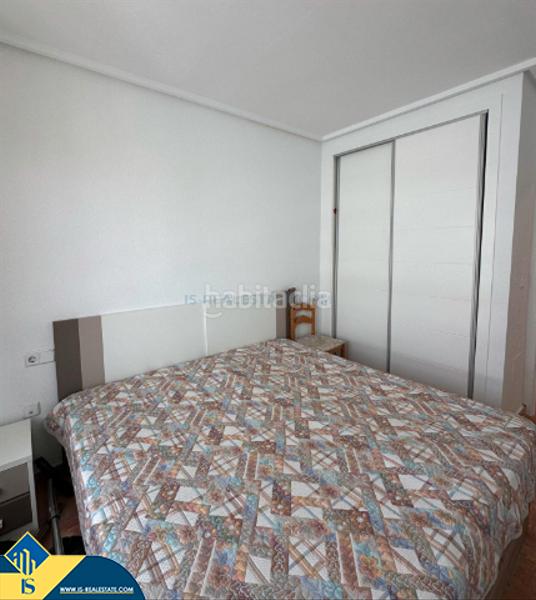 Foto 86ec103b-0a42-4d2d-8a37-0529e9fca434. Àtic amb aparcament piscina a Torreblanca Torrevieja