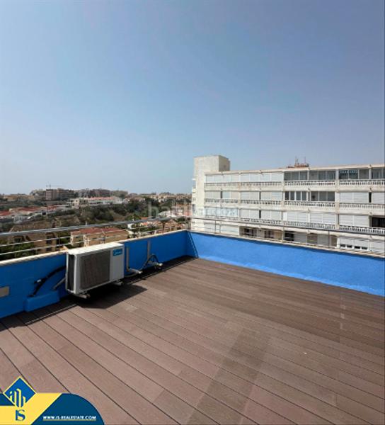 Foto a2692109-428c-4a97-bce5-d38e5099425d. Àtic amb aparcament piscina a Torreblanca Torrevieja