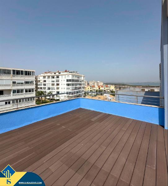 Foto a70888d3-6fcf-4e1e-9829-adba7383be59. Àtic amb aparcament piscina a Torreblanca Torrevieja