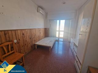 Studio à Zona Playa de los Locos. Estudio con terraza, en la provincia de alicante, en la ciudad d