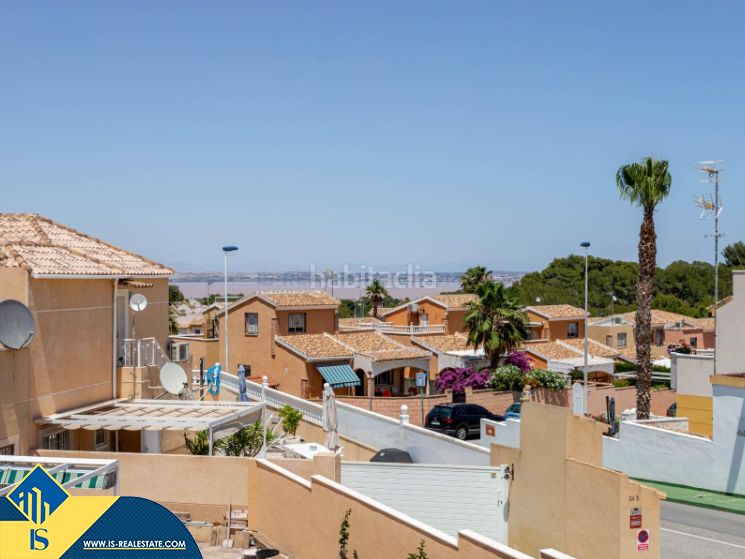 Foto 5f594201-a3b1-490d-a62d-c5f70886ab82. Chalet mit parking pool in Los Balcones-Los Altos Torrevieja