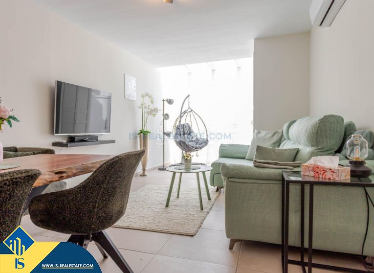 Foto e6faac6e-8b86-4730-931a-5969b4301a13. Chalet mit parking pool in Los Balcones-Los Altos Torrevieja