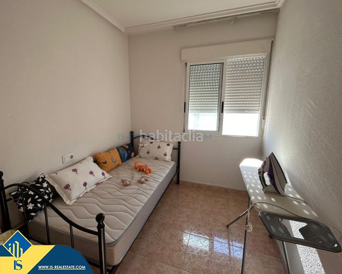 Foto e0ab79d5-5c96-4f5f-a22d-7c1d39207057. Àtic amb piscina a Centro - Muelle Pesquero Torrevieja