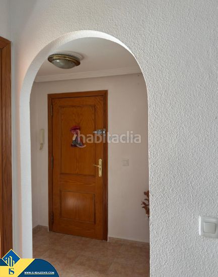 Foto e3cc5535-44cb-41c2-bc51-b28aa52a4edf. Àtic amb piscina a Centro - Muelle Pesquero Torrevieja