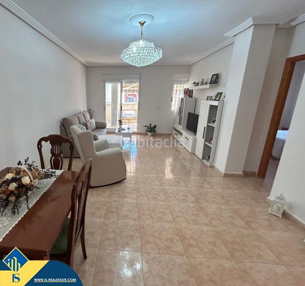 Foto f328b8e9-8e1c-4014-92e3-a9c87f34bd30. Àtic amb piscina a Centro - Muelle Pesquero Torrevieja