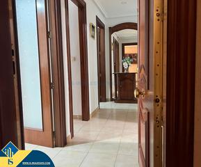 Piso en Las Piscinas Naturales. Apartamento con terraza, en la provincia de alicante, en la ciud