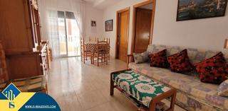 Appartement in Zona Playa del Cura. Apartamento con piscina comunitaria, en la provincia de alicante