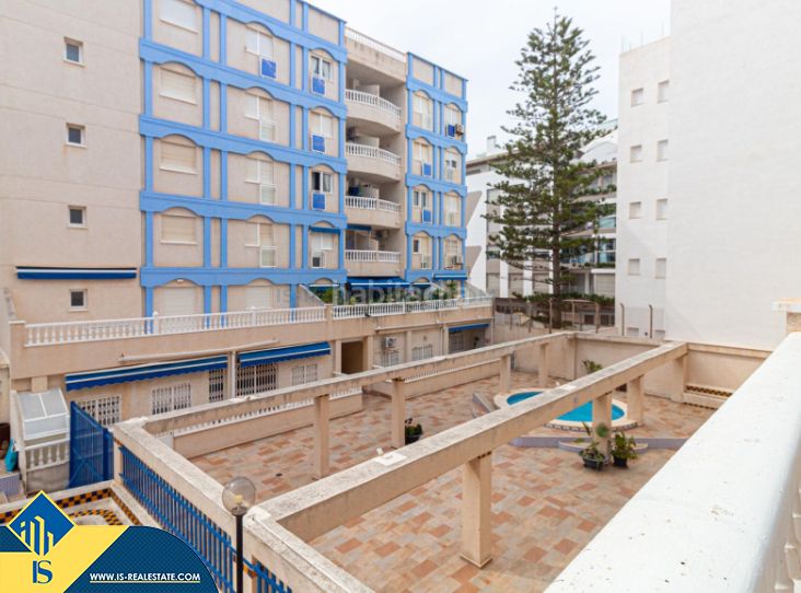 Foto 91ee6513-3012-4475-9f9f-cc07d51c8789. Pis amb piscina a Zona Playa de los Locos Torrevieja