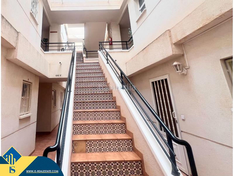 Foto 309fcafa-239a-4b11-b788-91608c6c1104. Apartament amb calefacció piscina a Antonio Machado Torrevieja