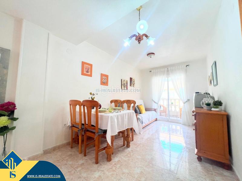 Foto 85663fc7-9354-448f-9956-d33c3723e096. Apartament amb calefacció piscina a Antonio Machado Torrevieja