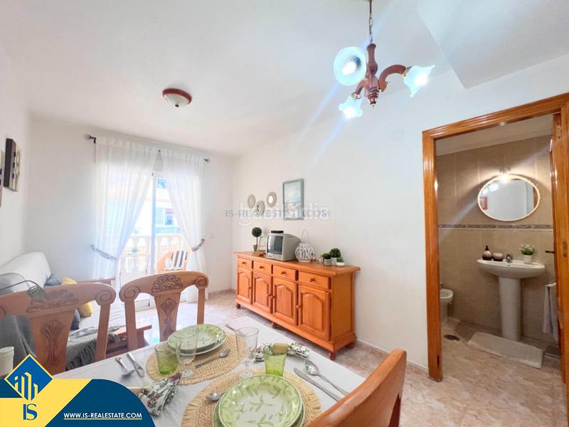 Foto b50dc145-6185-4f37-80ac-00cc7bfca0ab. Apartament amb calefacció piscina a Antonio Machado Torrevieja