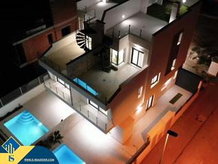 Xalet a Los Secanos. Casas en construcción, en la provincia de alicante, en la locali