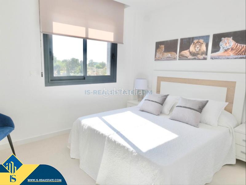 Foto 8288d9b1-15f4-4ba9-9209-a989a4a5094d. Xalet amb aparcament piscina a Los Secanos Guardamar del Segura