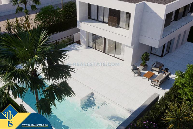 Foto 06e434ce-0766-4160-bbe9-0e8074fb0dc3. Chalet con parcheggio piscina in La Zenia Orihuela