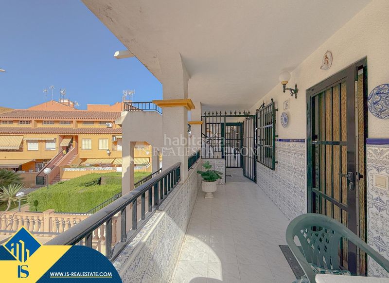 Foto 0c173e47-1352-42d2-b5ba-69098dfda1e1. Apartamento  con terraza, en la provincia de alicante, en la ciudad . 2 habitaciones | 60 m² | 100 metros del mar en Torrevieja