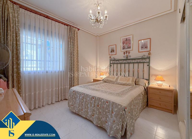 Foto 15d85244-5cc5-4597-a8f1-9f4a479a2b76. Apartamento  con terraza, en la provincia de alicante, en la ciudad . 2 habitaciones | 60 m² | 100 metros del mar en Torrevieja