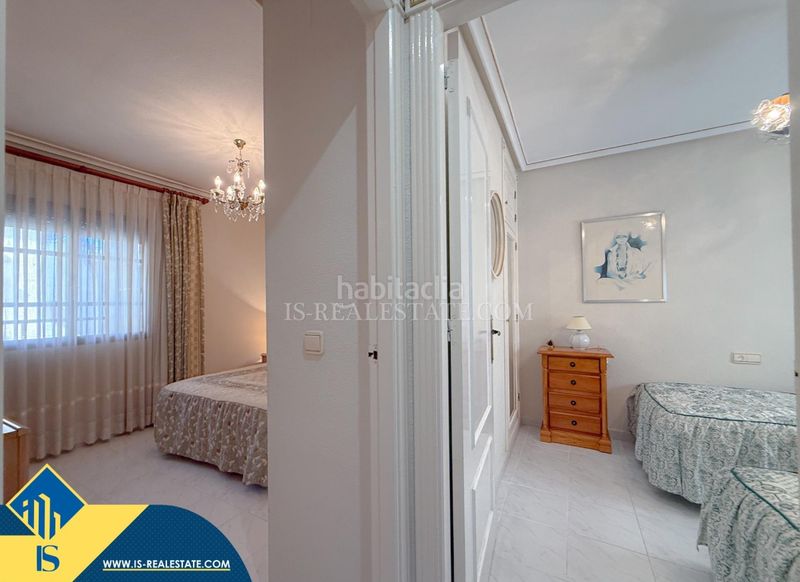 Foto 94061b06-f2d1-4aaa-b445-185a9bee52db. Apartamento  con terraza, en la provincia de alicante, en la ciudad . 2 habitaciones | 60 m² | 100 metros del mar en Torrevieja