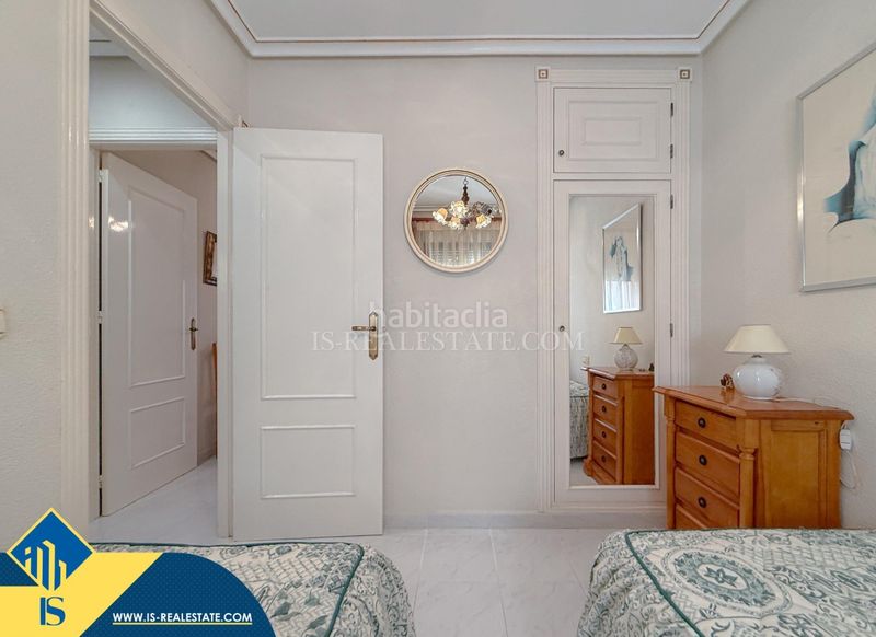 Foto c19b762c-b403-4788-8025-655395bced21. Apartamento  con terraza, en la provincia de alicante, en la ciudad . 2 habitaciones | 60 m² | 100 metros del mar en Torrevieja