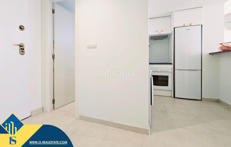 Foto b566c17c-a76e-4f85-861a-b0672d9fe4bf. Piso apartamento con piscina comunitaria, en la provincia de alicante, en la ciudad , en la zona de playa del cura. 2 habi en Torrevieja