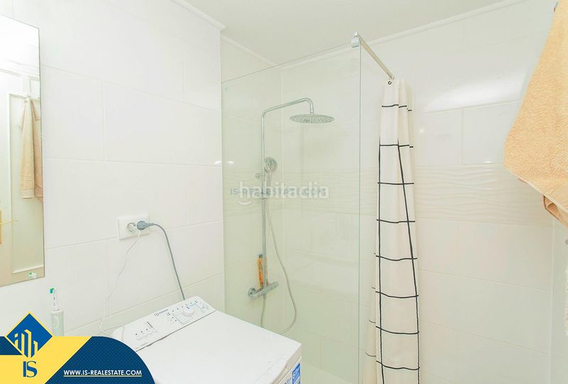 Foto 055e3a37-9572-4d97-8489-2b584ab75625. Apartamento  reformado con piscina comunitaria, en la provincia de alicante, en la ciudad . 2 habitaciones | 59 m² | 2 en Torrevieja