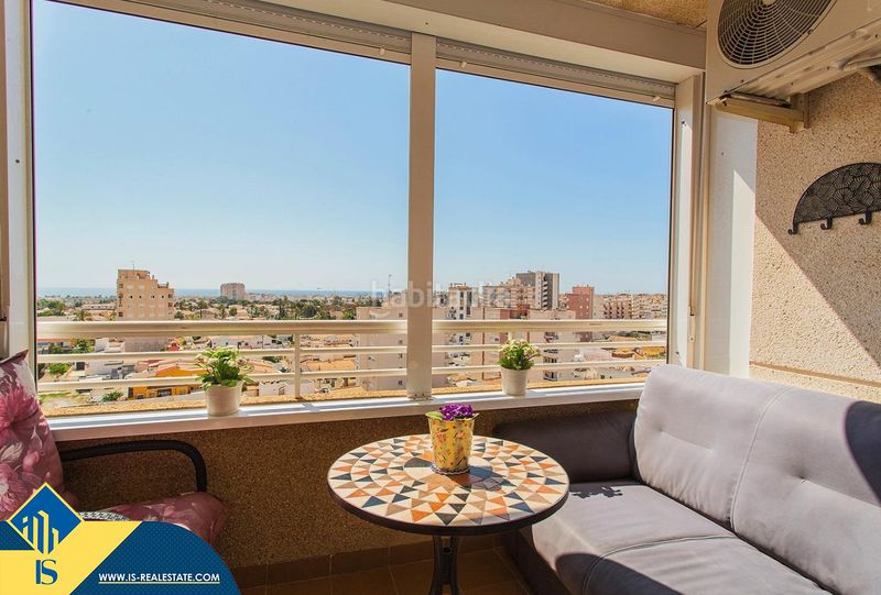 Foto 381515ba-1748-4dc8-8651-3c9b86341ab7. Apartamento  reformado con piscina comunitaria, en la provincia de alicante, en la ciudad . 2 habitaciones | 59 m² | 2 en Torrevieja
