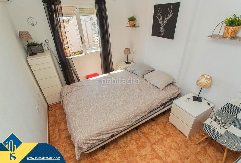 Foto 4dbeca82-56fe-40b7-ad7d-e96f4b015998. Apartamento  reformado con piscina comunitaria, en la provincia de alicante, en la ciudad . 2 habitaciones | 59 m² | 2 en Torrevieja