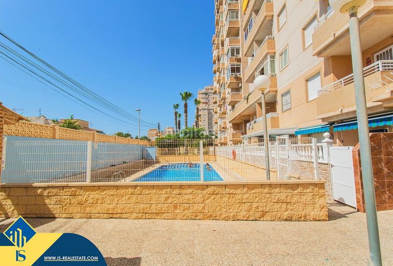 Foto 87c588fa-267f-4313-ad89-c7ad5be9b9fa. Apartamento  reformado con piscina comunitaria, en la provincia de alicante, en la ciudad . 2 habitaciones | 59 m² | 2 en Torrevieja