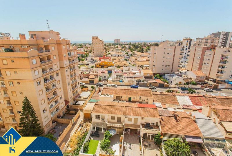 Foto d8a8eb83-b27e-434c-a4ed-8403e4bb3eeb. Apartamento  reformado con piscina comunitaria, en la provincia de alicante, en la ciudad . 2 habitaciones | 59 m² | 2 en Torrevieja