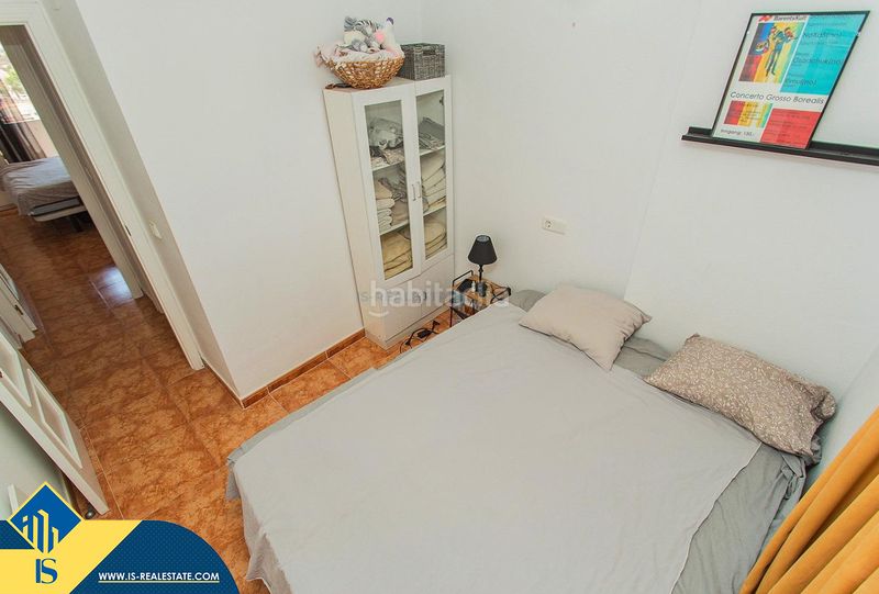Foto e202e21a-b3fe-43e3-8bd8-01937c3688f2. Apartamento  reformado con piscina comunitaria, en la provincia de alicante, en la ciudad . 2 habitaciones | 59 m² | 2 en Torrevieja