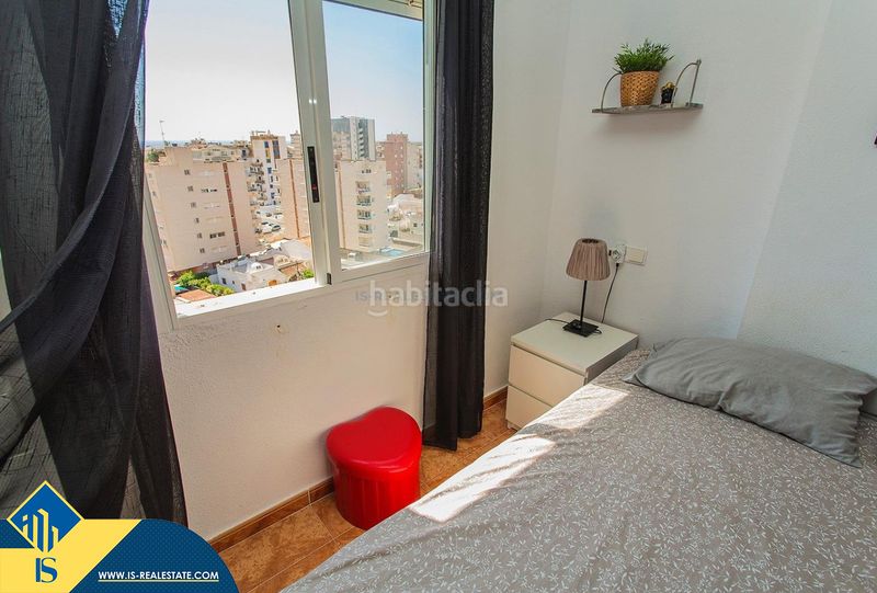 Foto e836158b-4b6f-4c81-8bd9-a4c403b2788f. Apartamento  reformado con piscina comunitaria, en la provincia de alicante, en la ciudad . 2 habitaciones | 59 m² | 2 en Torrevieja
