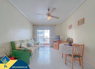 Appartement à Gaspar Perelló. Apartamento con terraza, en la provincia de alicante, en la ciud