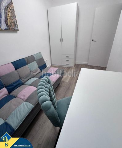 Foto 0846ddd9-3fa8-463a-b1ef-e286f08fc0b7. Piso apartamento con terraza, en la provincia de alicante, en la ciudad , en la zona de playa del cura. 3 habitaciones | 8 en Torrevieja